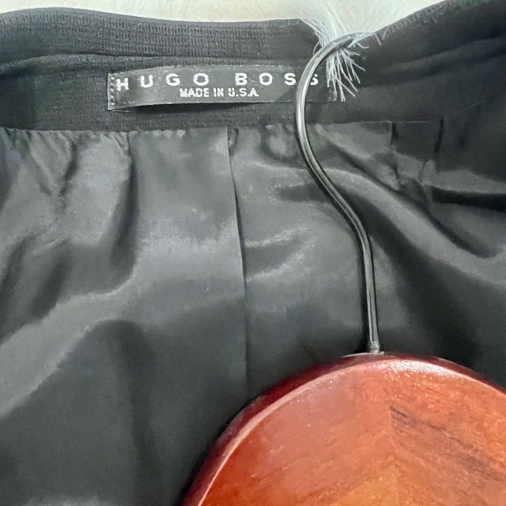 Hugo Boss - Picture 8 of 11